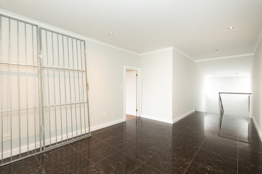 4 Bedroom Property for Sale in Parklands North Western Cape